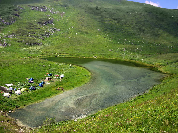 Горное озеро Псенодах